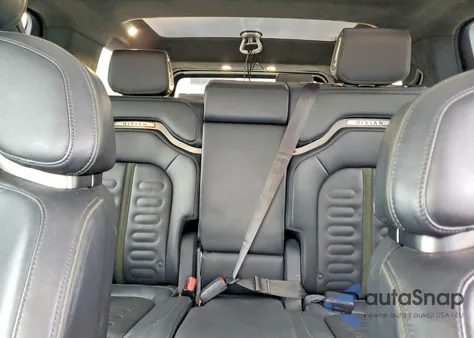 2022 Rivian R1S Launch Edition z USA, uszkodzony, nr VIN 7PDSGABL9NN000891